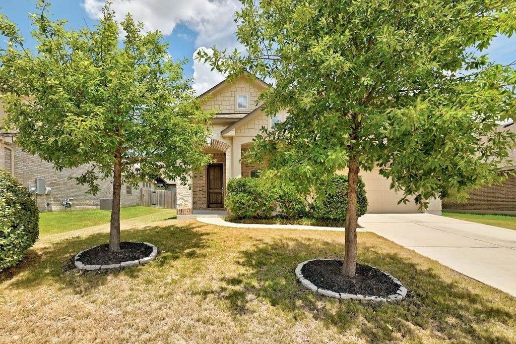 2109 Maplewood Dr - Photo 1