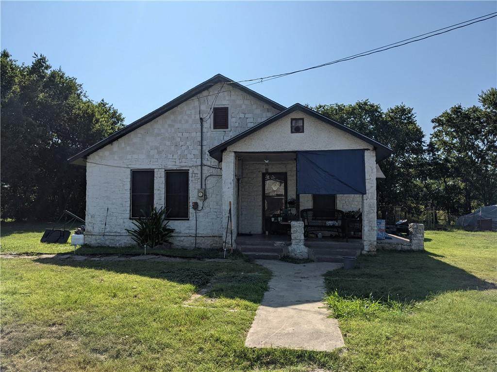 1714 3rd St - Photo 1