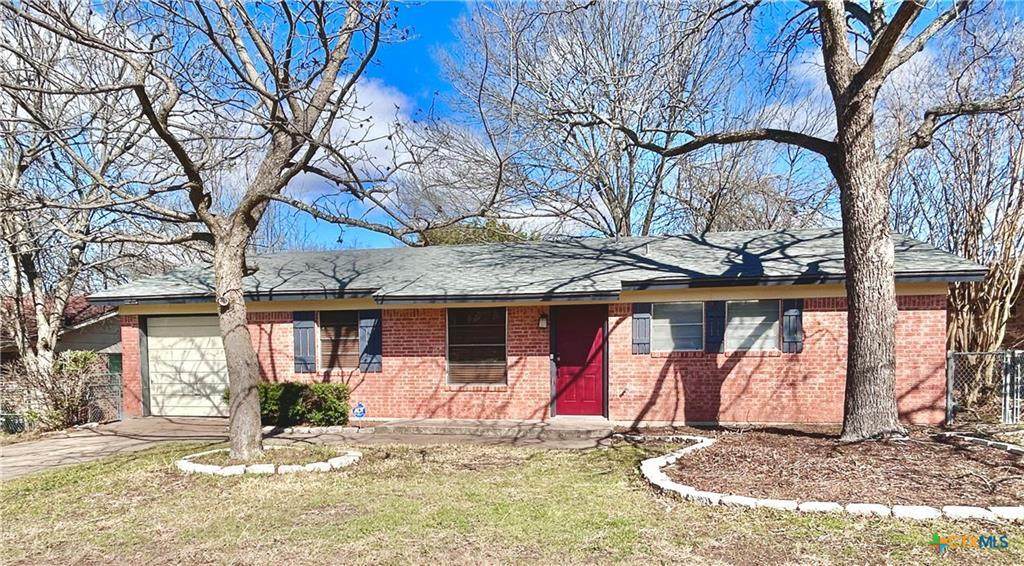 305 Carothers St - Photo 1