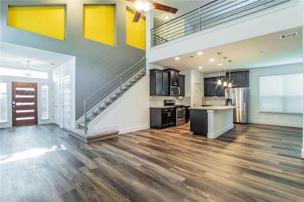 2204 Montague St - Photo 1