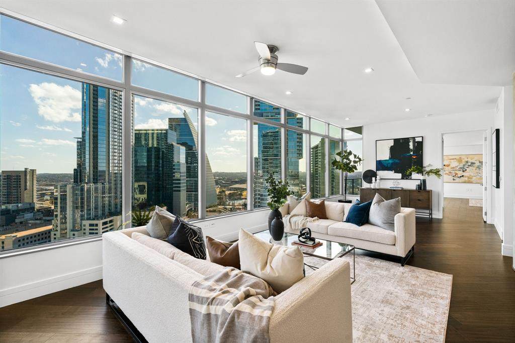 501 West Ave - Photo 1