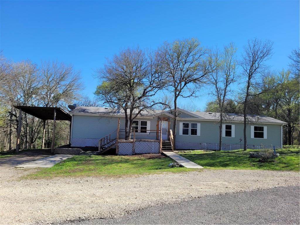 135 Christina Dr - Photo 1