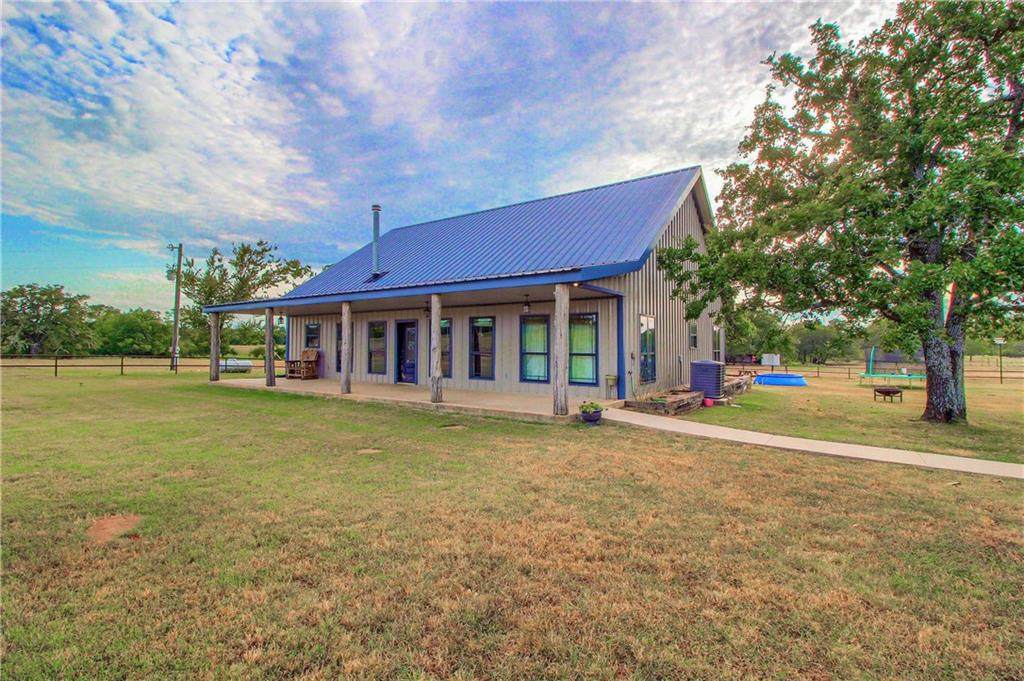 1075 Private Road 3264 - Photo 1