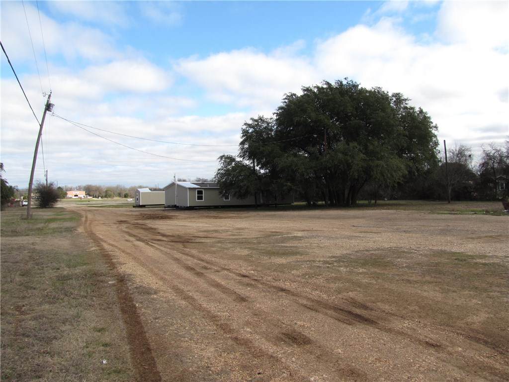 3271 Us Highway 190 - Photo 1