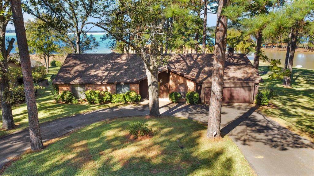 17748 Sunset Strip - Photo 1