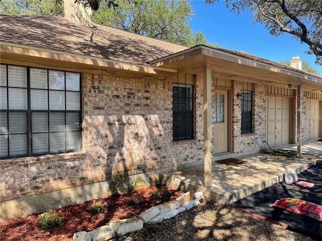 505 Hedgewood Dr - Photo 1