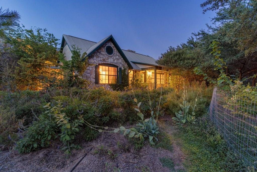 8404 Zyle Rd - Photo 1