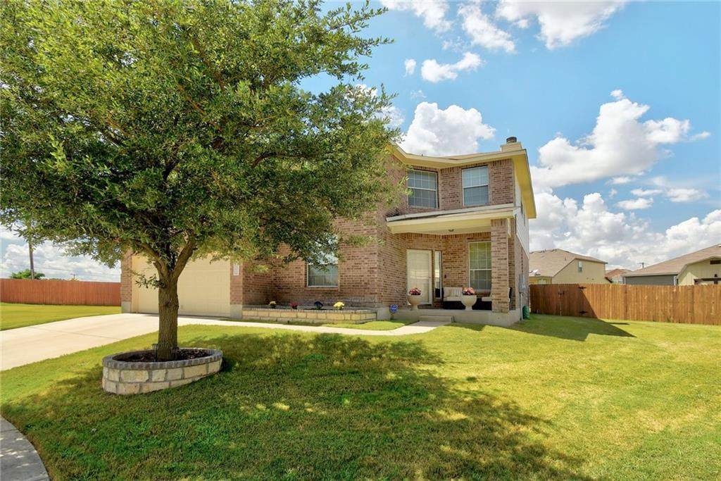 9001 Ashlyn Dr - Photo 1