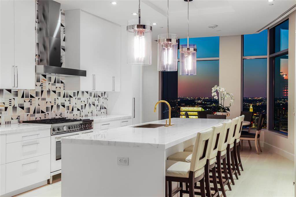 200 Congress Ave - Photo 1