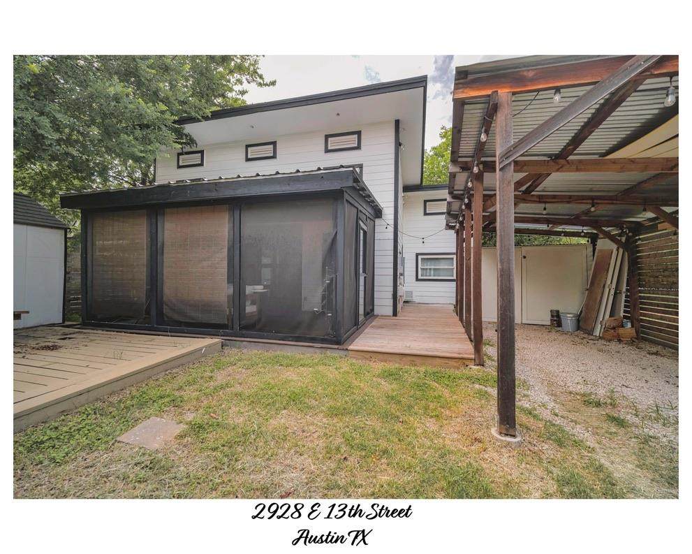 2928 13th St - Photo 1