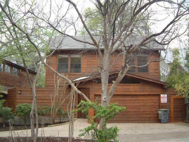 802 Leonard - Photo 1