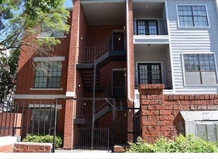 712 21st St - Photo 1