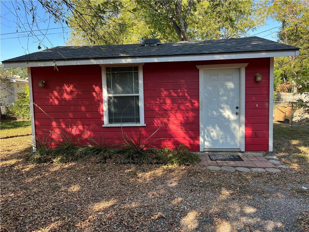 5007 Martin Ave - Photo 1