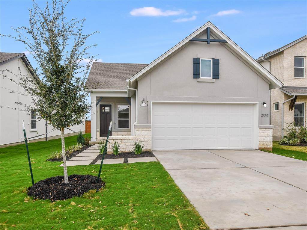 208 Monterey Oak Trl - Photo 1