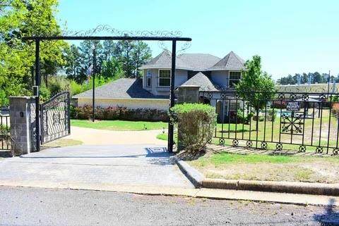 336 Fernwood Dr - Photo 1