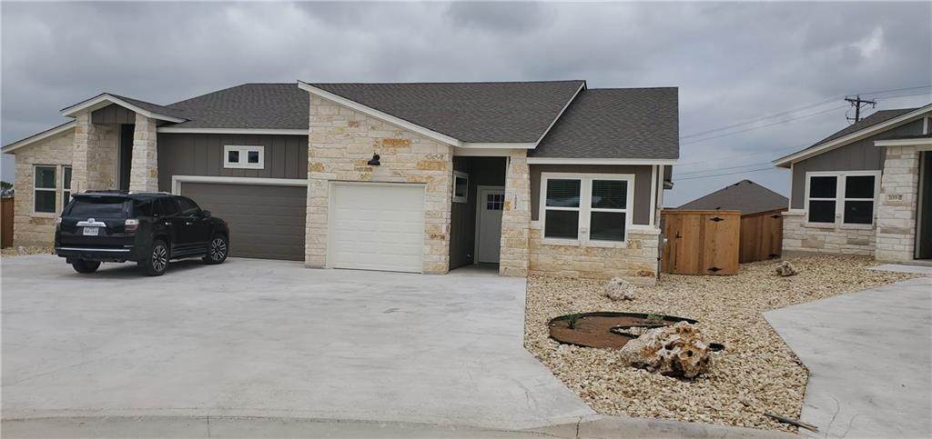 105 Everett Ct - Photo 1