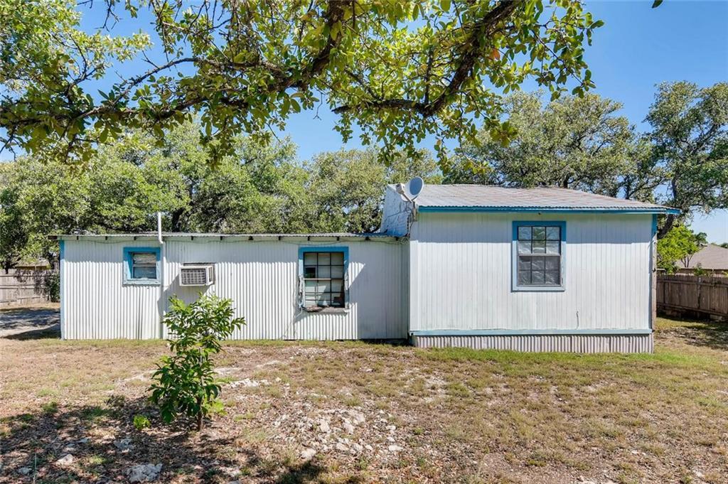 701 Los Vista Dr - Photo 1