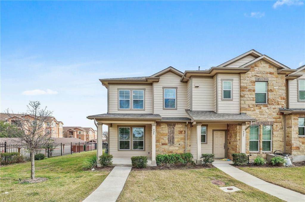 525 Heatherwilde Blvd - Photo 1