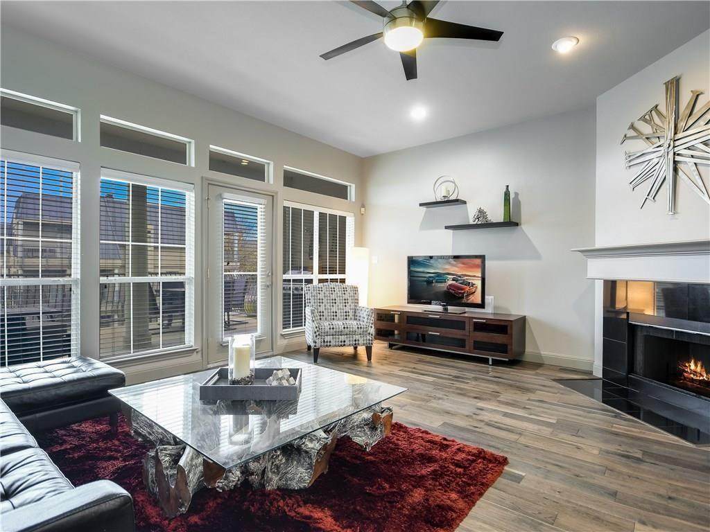 2918 Ranch Road 620 N - Photo 1