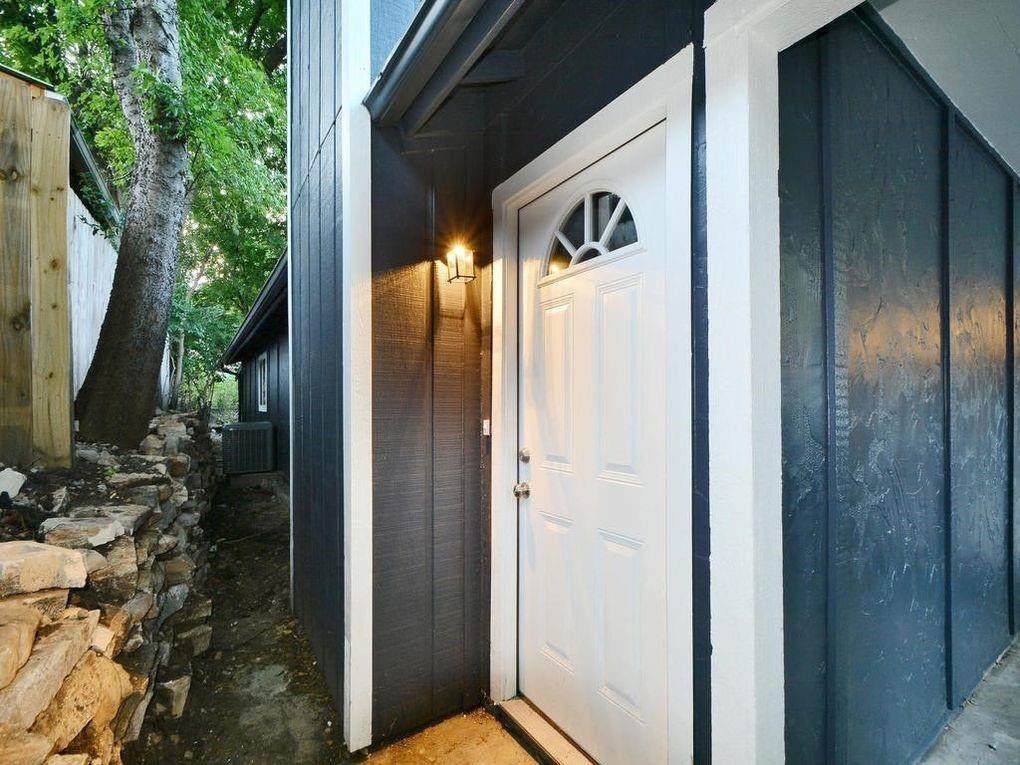 2706 Parker Ln - Photo 1
