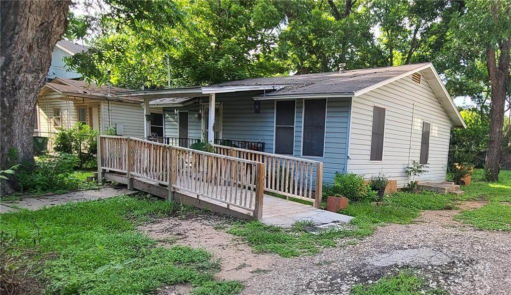 3100 Garwood St - Photo 1