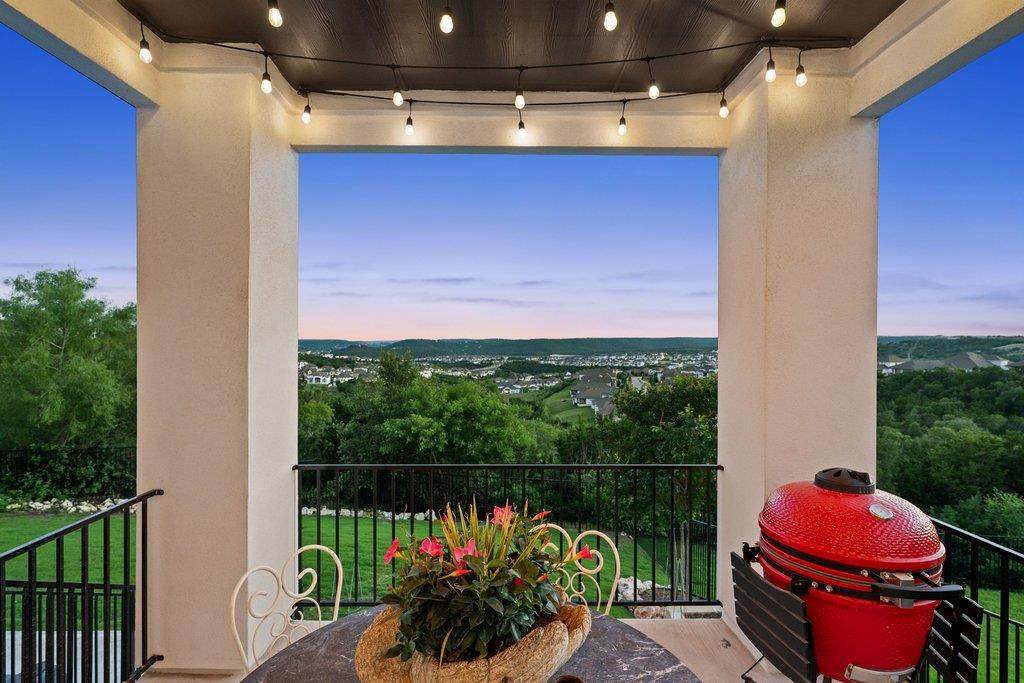 https://bt-photos.global.ssl.fastly.net/austin/1280_boomver_2_8140600-2.jpg