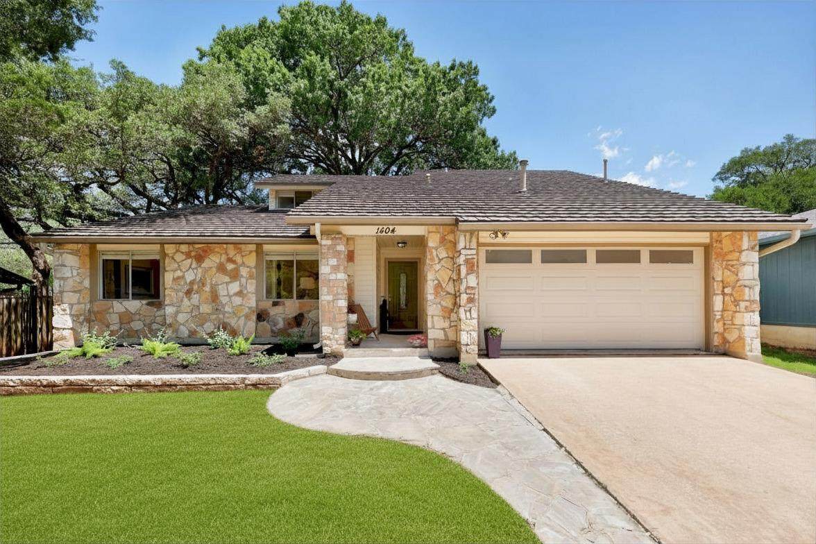 1404 O K Corral - Photo 1