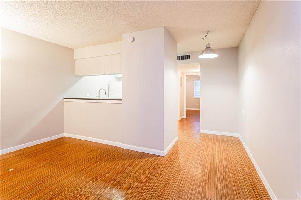 4007 Avenue C - Photo 1