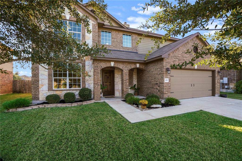 208 Hendelson Ln - Photo 1