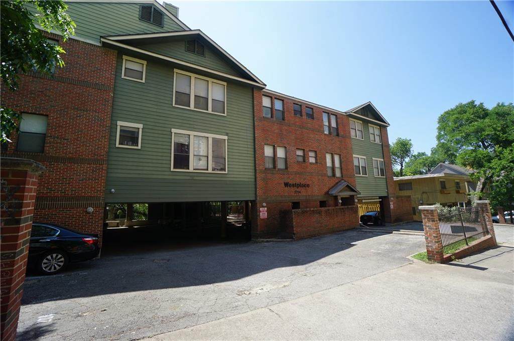 2706 Salado St - Photo 1
