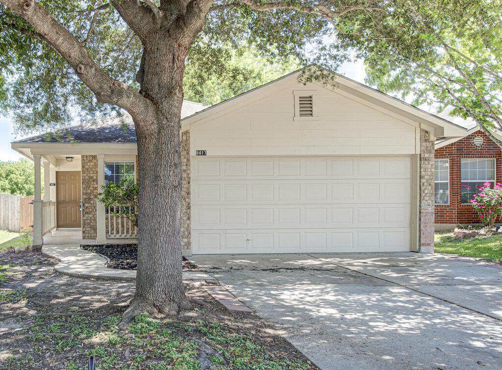 8417 Twiggy Ln - Photo 1