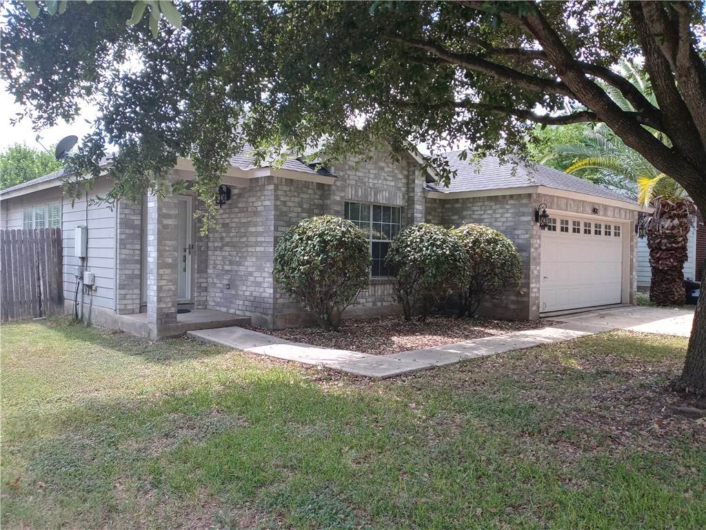 490 Whispering Hollow Dr - Photo 1