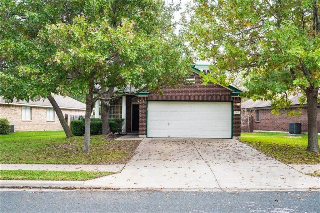 2512 Johnathan Way - Photo 1