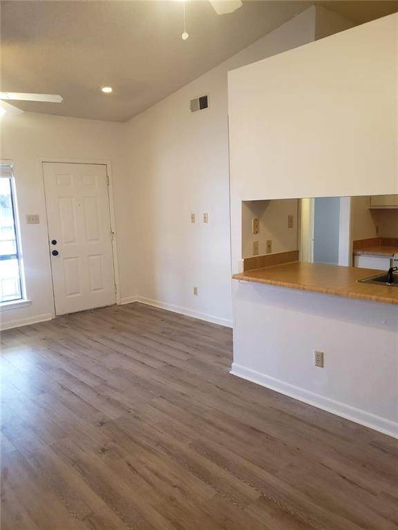 1705 Crossing Pl - Photo 1