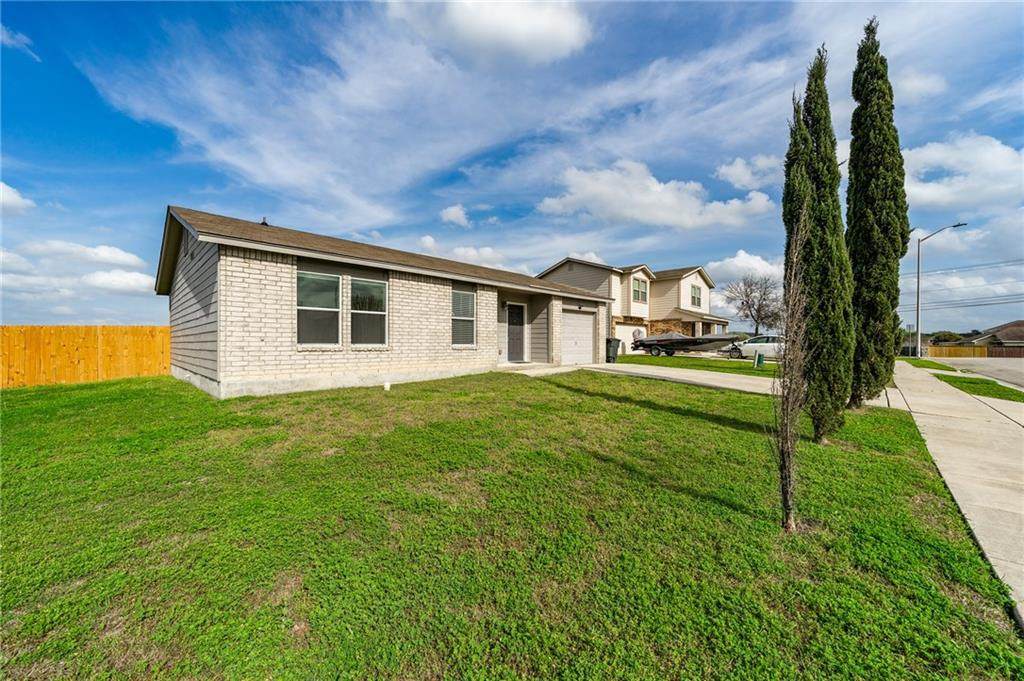 596 Northwest Crossing Dr - Photo 1