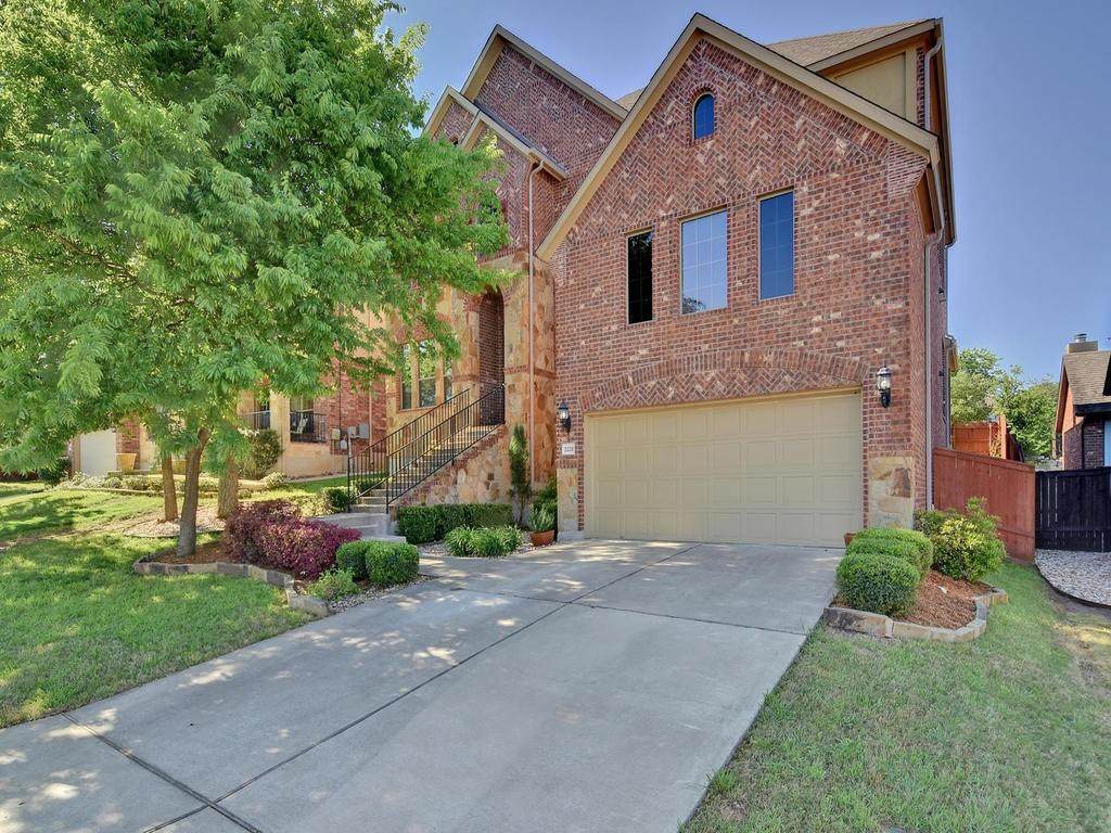 2221 Turtle Mountain Bnd - Photo 1