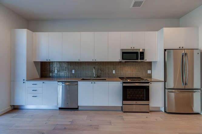 800 Embassy Dr - Photo 1