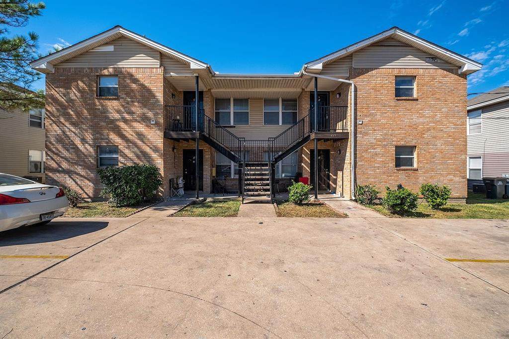 2214 Katy Ln - Photo 1