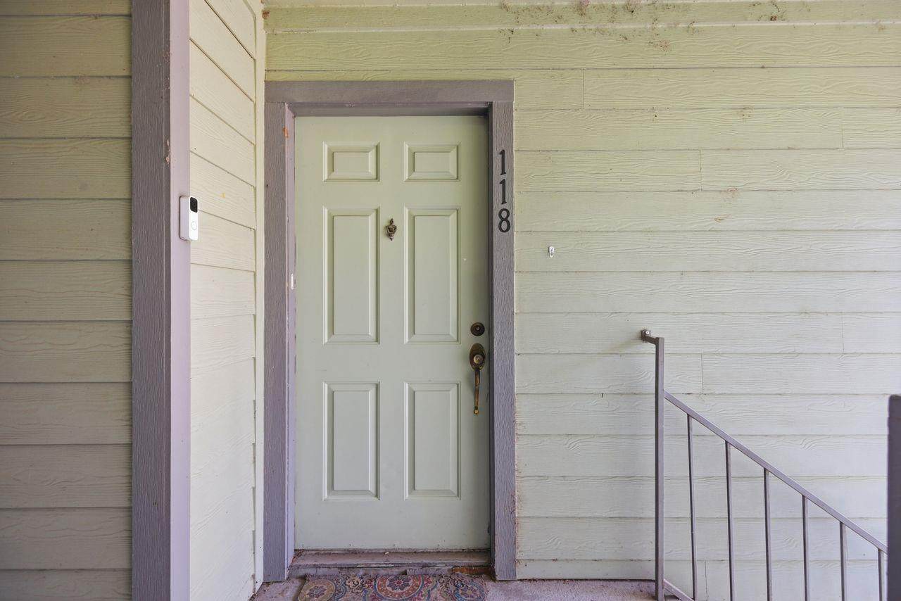 4500 Oltorf St - Photo 1