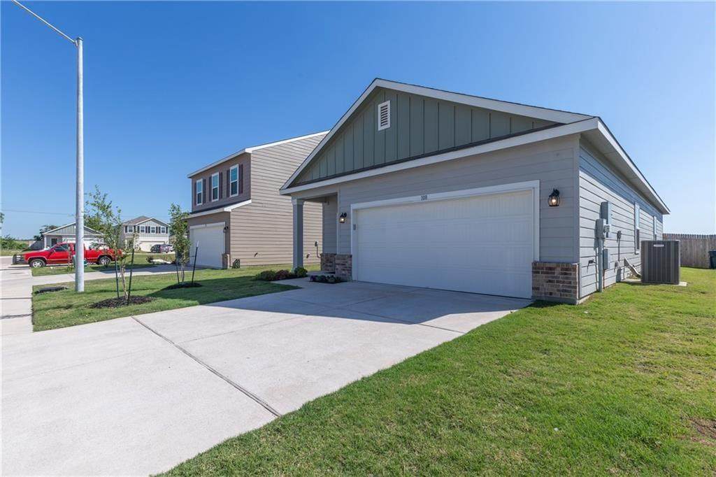 108 Athena Way - Photo 1