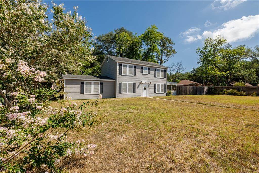 1503 Saint Michael St - Photo 1