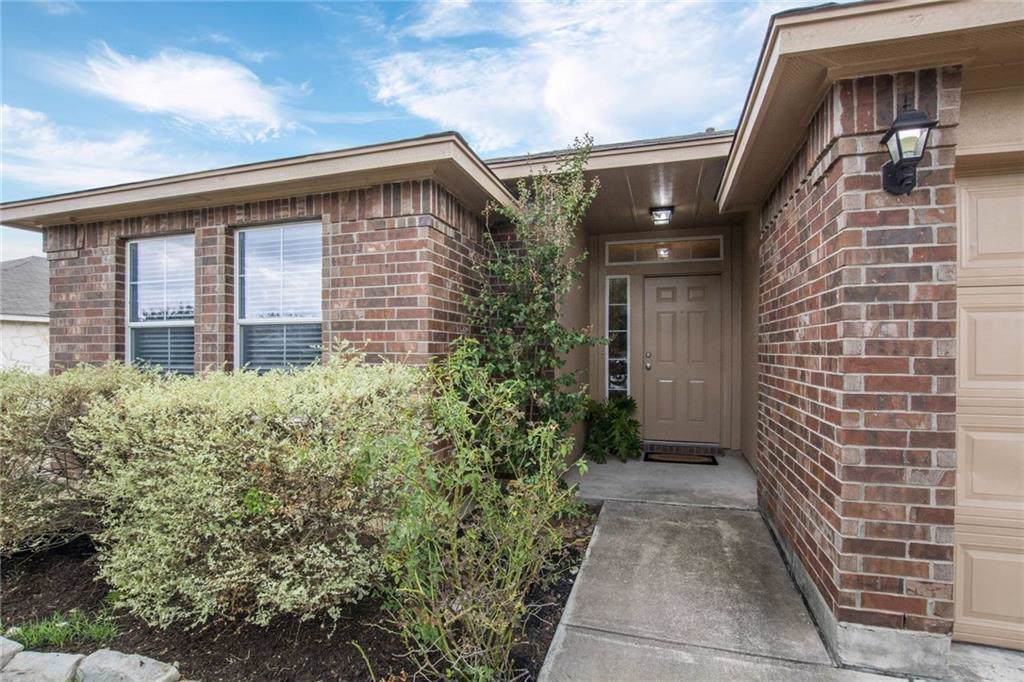 1010 Whitley Dr - Photo 1