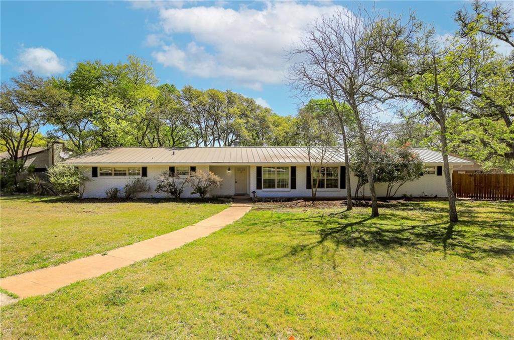 11801 Bell Ave - Photo 1