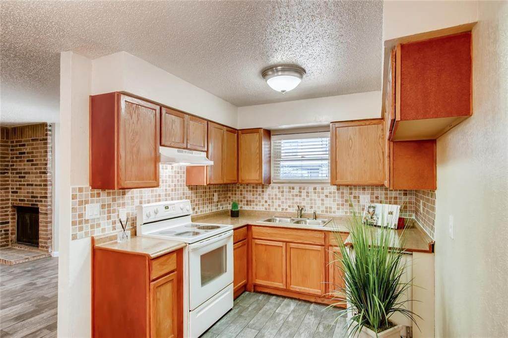 5608 Cougar Dr - Photo 1
