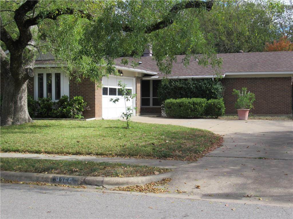 8205 Stillwood Ln - Photo 1