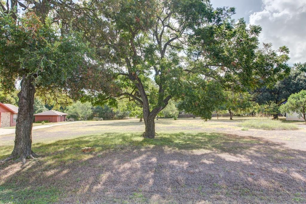 318 Shrike Dr - Photo 1