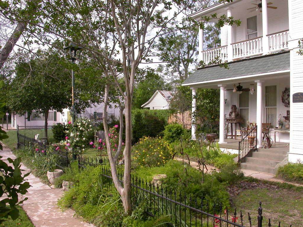 505 Main St - Photo 1