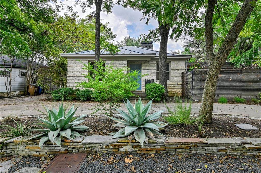 1807 Pearl St - Photo 1