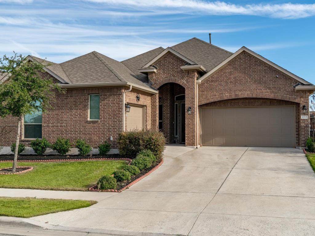 18501 Bassano Ave - Photo 1
