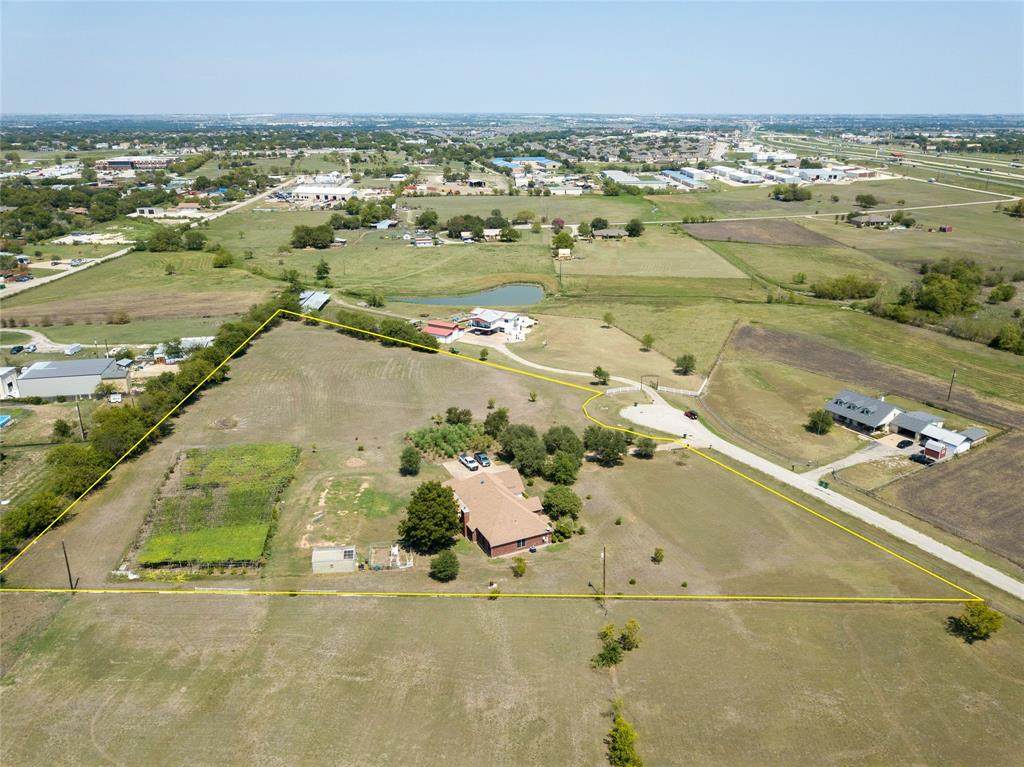 20108 Panther Dr - Photo 1